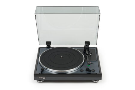 Проигрыватель винила Thorens TD 102 A high gloss black — изображение 2