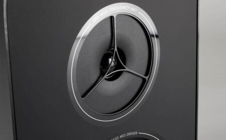 Rega Kyte, полочная акустика — изображение 4