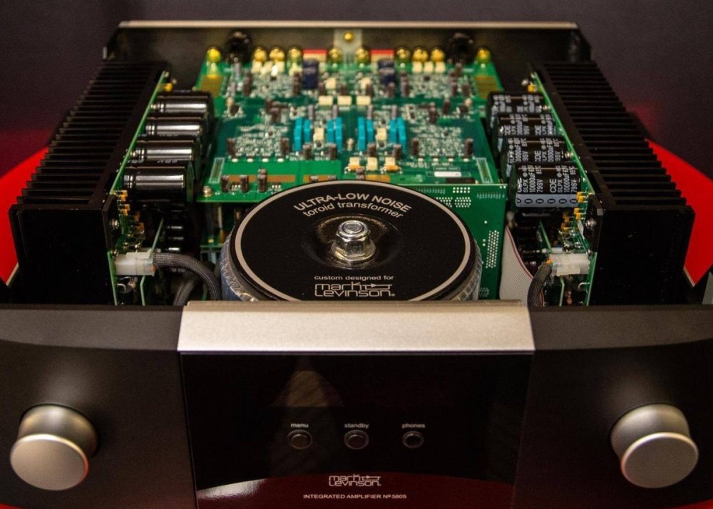 Интегральный усилитель Mark Levinson №5805