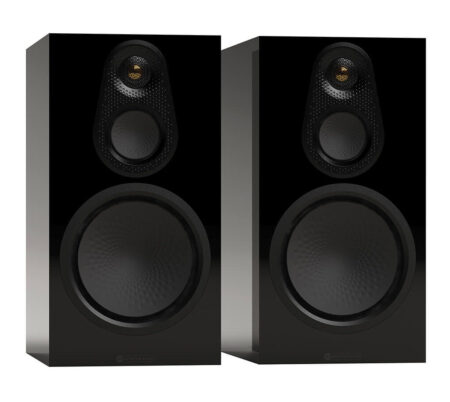 Monitor Audio Silver 100 8G High Gloss Black — вид спереди под углом