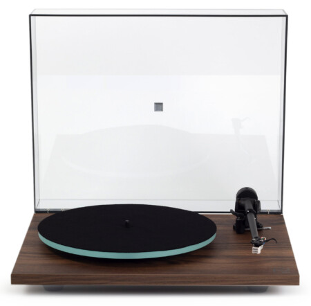 REGA Planar 2 TT – Walnut Carbon с пылезащитной крышкой